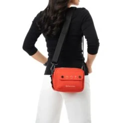 Sherpani OYE Osaka 4 Liter Convertible Crossbody Bag 8 Sherpani OYE Osaka 4 Liter Convertible Crossbody Bag -CampMate Shop 21OSAKA04200 Poppy 3