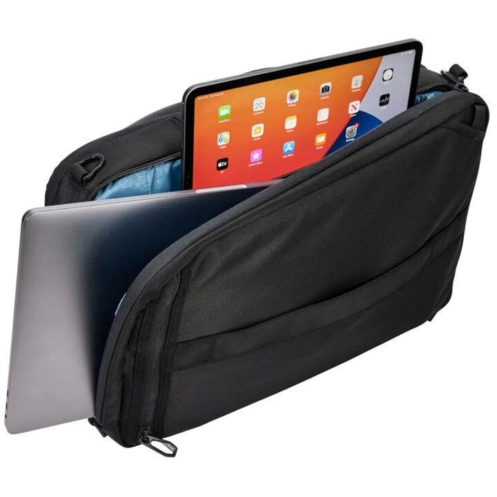 Thule Accent 17 Liter Convertible Briefcase / Backpack 3 Thule Accent 17 Liter Convertible Briefcase / Backpack - Image 3