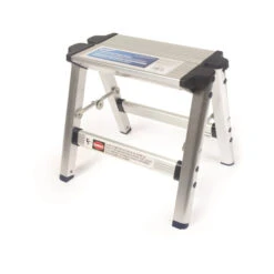 Camco Aluminum Fold-Away Step Stool