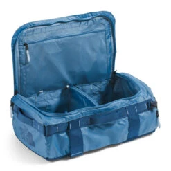 The North Face Base Camp Voyager 32 Liter Convertible Duffel -CampMate Shop Base Camp Voyager 32L Convertible Duffel 3