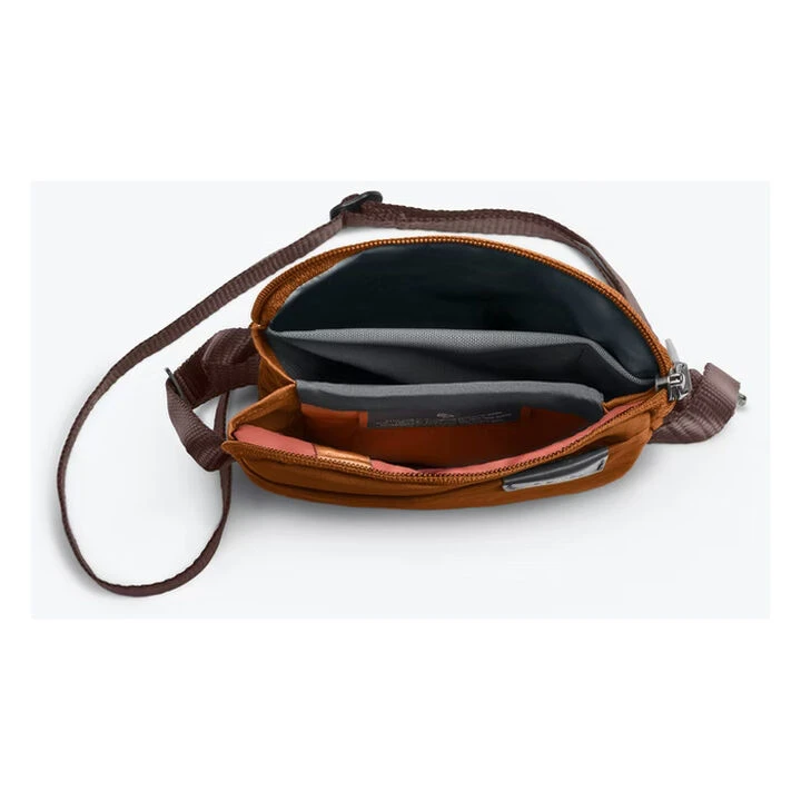 Bellroy City Pouch Crossbody Bag 3 Bellroy City Pouch Crossbody Bag - Image 3