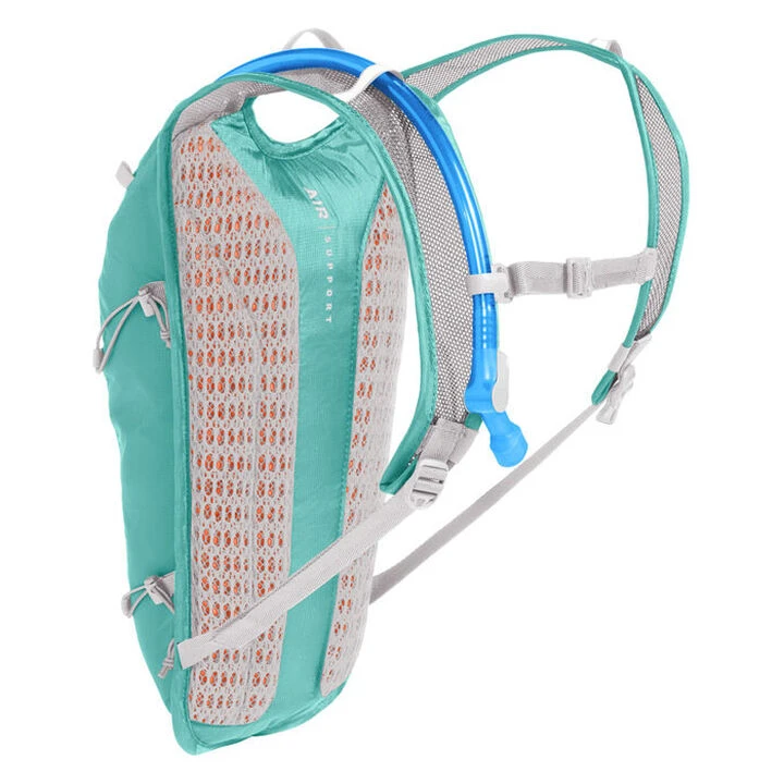 CamelBak Classic Light 70 Oz. Hydration Pack 2 CamelBak Classic Light 70 Oz. Hydration Pack - Image 2