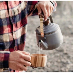 Barebones Enamel Teapot 5 Barebones Enamel Teapot -CampMate Shop Enamel Teapot 3