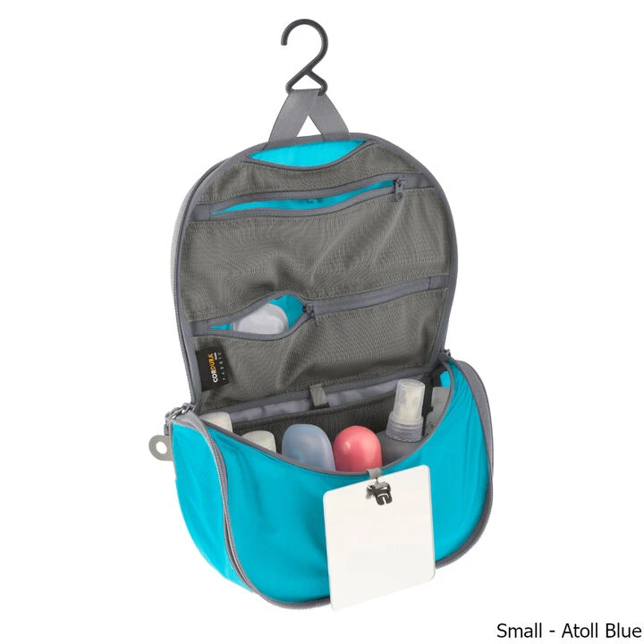 Sea To Summit Hanging Toiletry Bag 3 Sea To Summit Hanging Toiletry Bag - Image 3