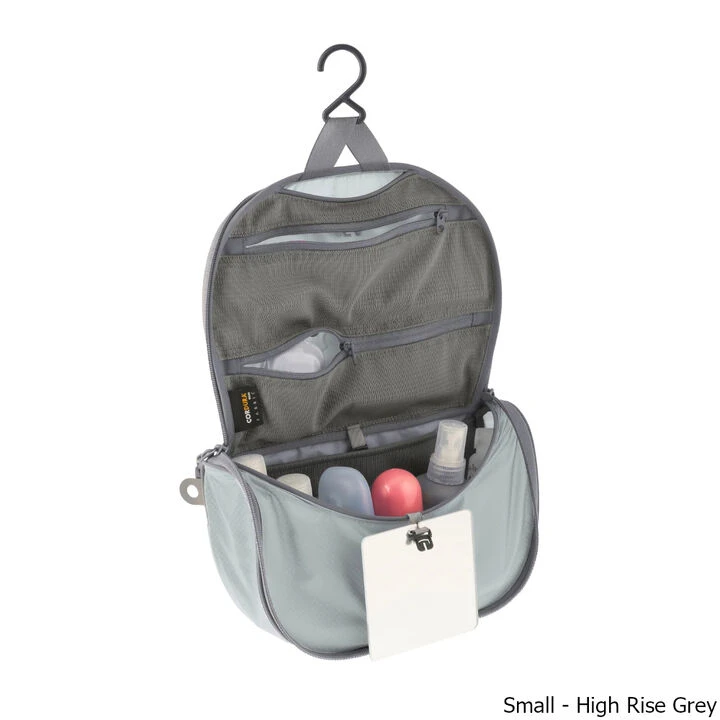 Sea To Summit Hanging Toiletry Bag 2 Sea To Summit Hanging Toiletry Bag - Image 2