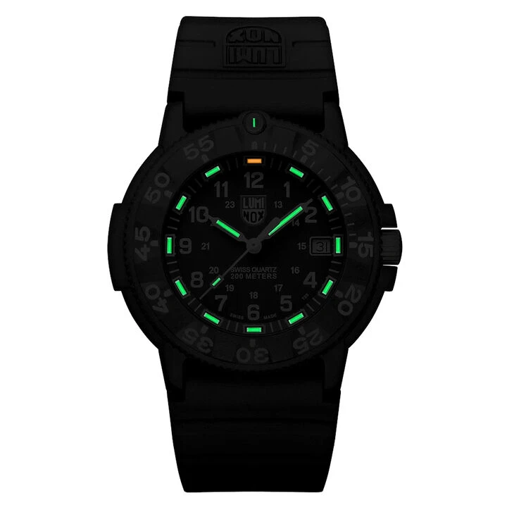 Luminox Navy SEAL 3001 Watch 2 Luminox Navy SEAL 3001 Watch - Image 2