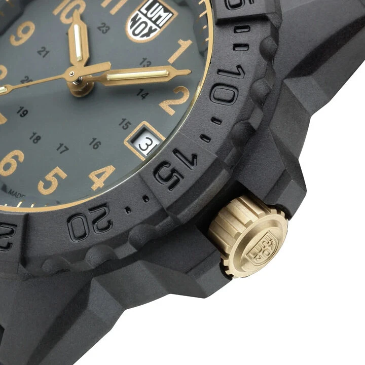 Luminox Navy SEAL 3508 Gold Watch 3 Luminox Navy SEAL 3508 Gold Watch - Image 3