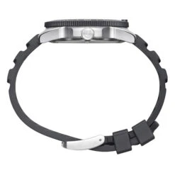 Luminox Pacific Diver 3135 Watch -CampMate Shop Pacific Diver 3135 Watch 3