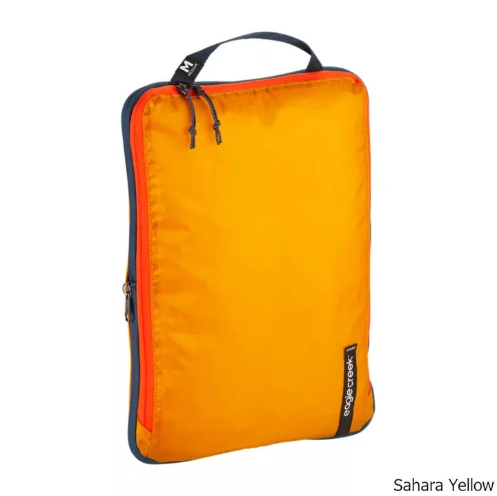 Eagle Creek Pack-It Isolate Compression Cube 5 Eagle Creek Pack-It Isolate Compression Cube - Image 5