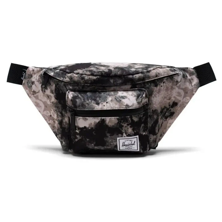 Herschel Seventeen 3.5 Liter Hip Pack - Past Season 1 Herschel Seventeen 3.5 Liter Hip Pack - Past Season