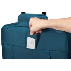 Thule Spira Spinner 78 Liter / 27" Wheeled Bag -CampMate Shop Spira Spinner 78L 27in Wheeled Bag 3