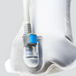 HydraPak Velocity IT 1.5 Liter Insulated Hydration Reservoir -CampMate Shop Velocity IT 1pt5 Liter Ins Hydration Reservoir 3